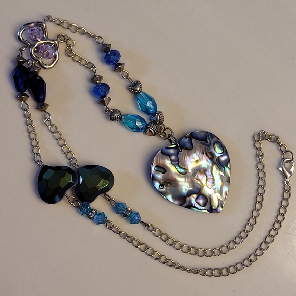 Abalone Look Heart Pendant Multi-colored Crystals Silver-tone Beads Necklace - Picture 8 of 15